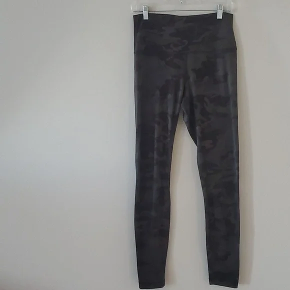 SOLD Sz 8 Lulu Align Leggings Full Length 28" Incognito Camo Multi Gator Green. - Picture 6 of 10